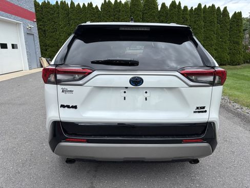 Used 2024 Toyota RAV4 XSE w/ Weather Package AWD/4WD image 4