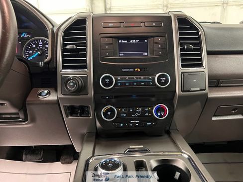 Used 2018 Ford Expedition XLT RWD image 43