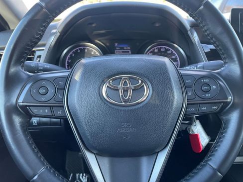 Used 2021 Toyota Camry SE image 27