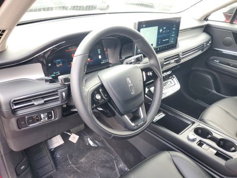 New 2025 Lincoln Corsair FWD image 12