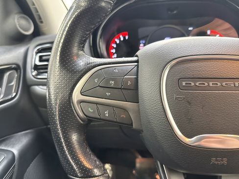 Used 2022 Dodge Durango SXT image 17