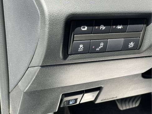 Used 2023 Nissan Kicks S FWD image 23