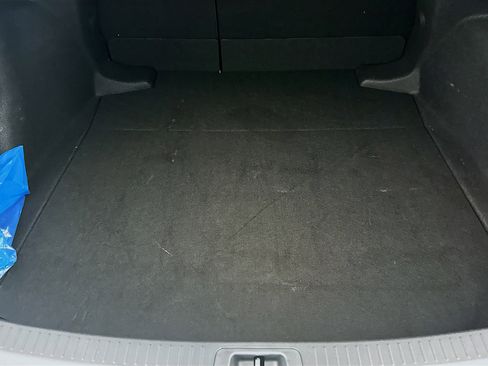 Used 2023 Toyota Corolla LE image 31