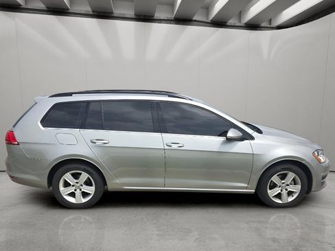 Used 2015 Volkswagen Golf TDI S FWD image 6