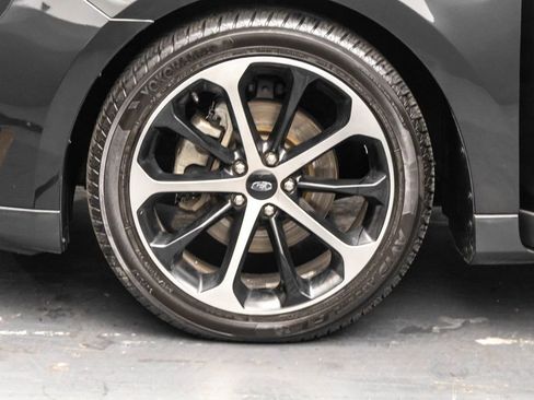 Used 2014 Ford Taurus SEL w/ Equipment Group 201A image 36