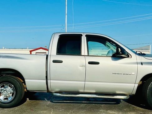 Used 2004 Dodge Ram 2500 Truck SLT w/ Trailer Tow Group RWD image 6