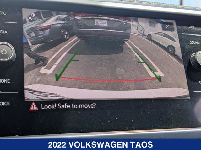 Certified 2022 Volkswagen Taos SE AWD/4WD image 16
