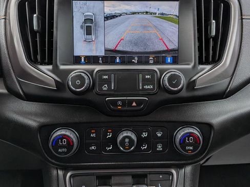 Used 2023 GMC Terrain AT4 w/ Infotainment Package II AWD/4WD image 19