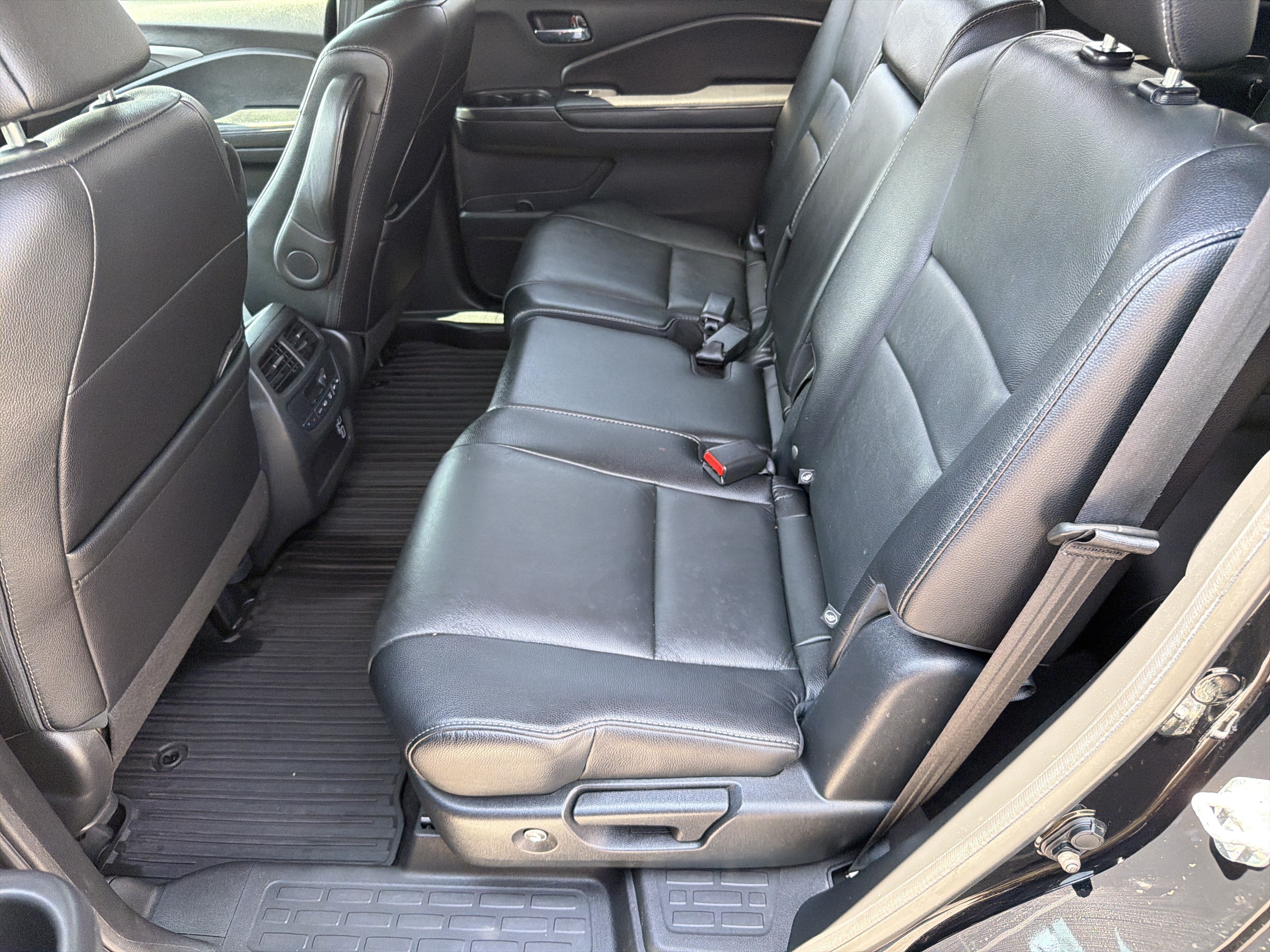 Used 2021 Honda Pilot Special Edition image 22