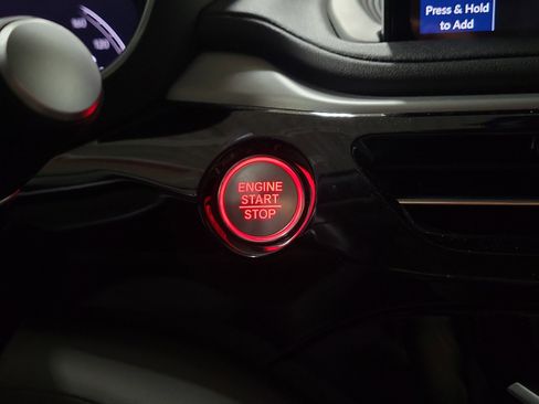 Used 2025 Acura MDX SH-AWD w/ Technology Package image 32
