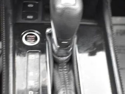 Used 2023 Nissan Kicks SR image 33