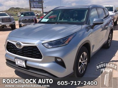 Used 2021 Toyota Highlander XLE