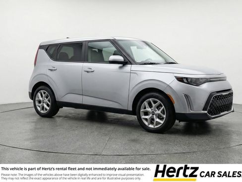 Used 2025 Kia Soul LX w/ LX Technology Package FWD image 1