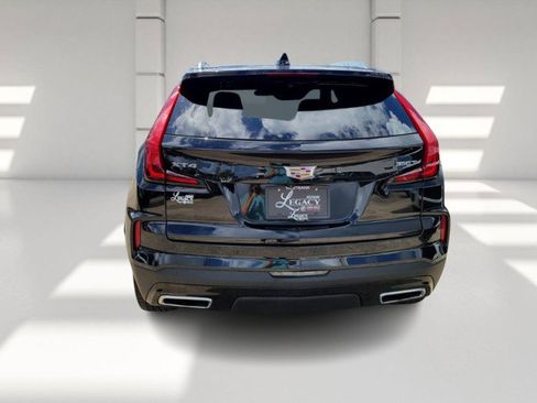Used 2024 Cadillac XT4 Premium Luxury image 6