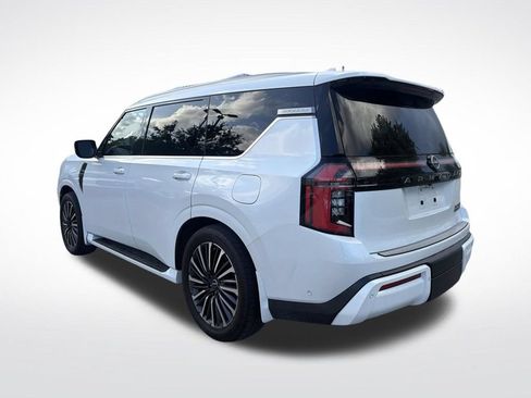 Used 2025 Nissan Armada Platinum Reserve RWD image 4