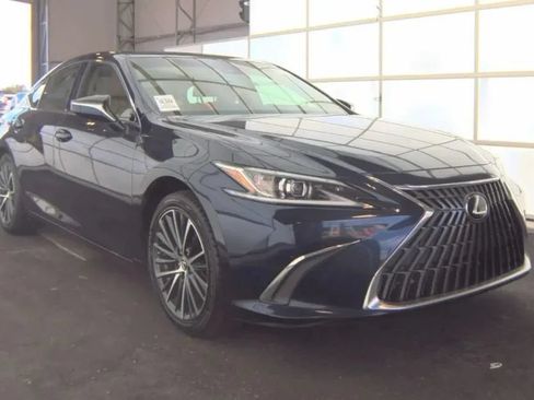 Used 2022 Lexus ES 350 w/ Premium Package FWD image 3