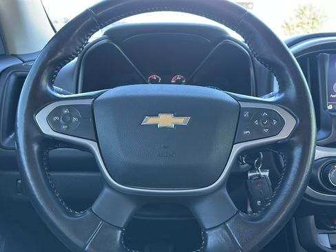 Used 2022 Chevrolet Colorado LT w/ LT Convenience Package image 26