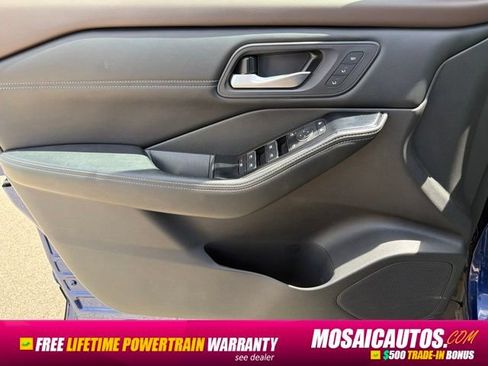 Used 2023 Nissan Rogue SL w/ SL Premium Package AWD/4WD image 15