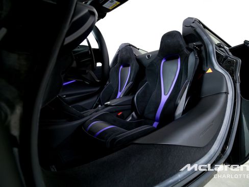Used 2022 McLaren 720S Spider RWD image 13