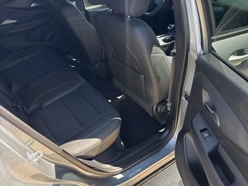 Used 2025 Buick Envista Preferred FWD image 13