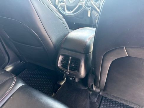 Used 2014 Jeep Cherokee Trailhawk w/ Leather Interior Group AWD/4WD image 12