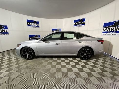 Used 2023 Nissan Altima 2.5 SR image 10