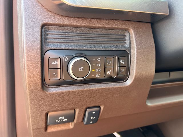 New 2027 Ford F350 King Ranch w/ Chrome Package AWD/4WD image 11