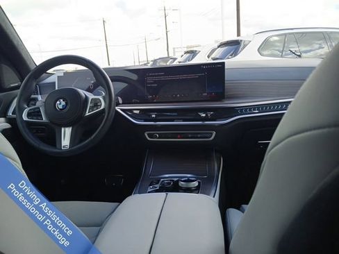 Used 2026 BMW X7 xDrive40i AWD/4WD image 15