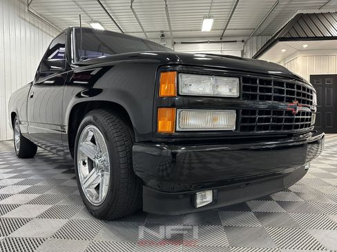 Used 1990 Chevrolet Silverado 1500 2WD Regular Cab image 15
