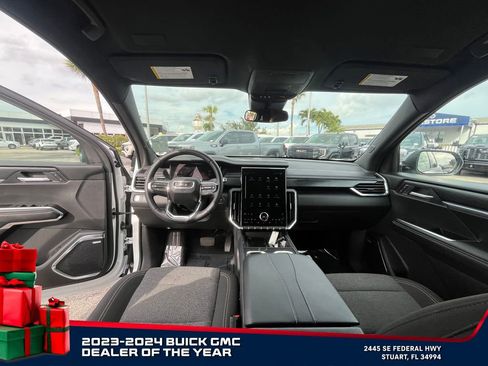 Certified 2025 GMC Acadia Elevation image 28