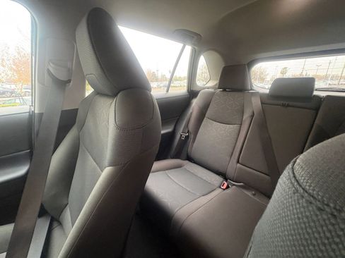Used 2025 Toyota RAV4 XLE image 41
