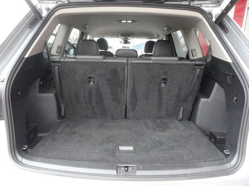 Used 2025 Volkswagen Atlas SE image 15