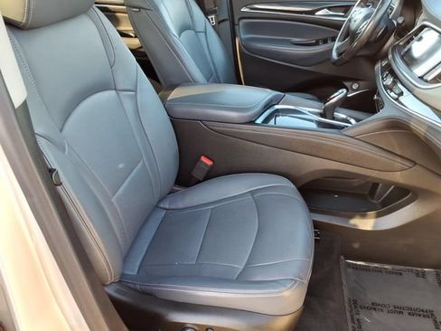 Certified 2021 Buick Enclave Essence w/ Sound and Sites Package AWD/4WD image 26