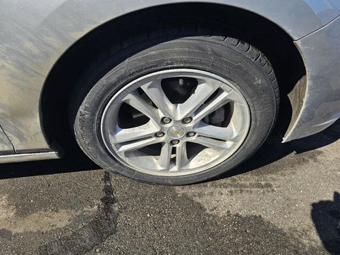 Used 2018 Chevrolet Cruze LT w/ Convenience Package image 14