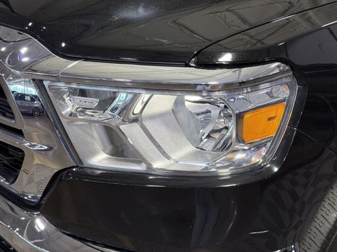 Used 2022 RAM 1500 Big Horn AWD/4WD image 13