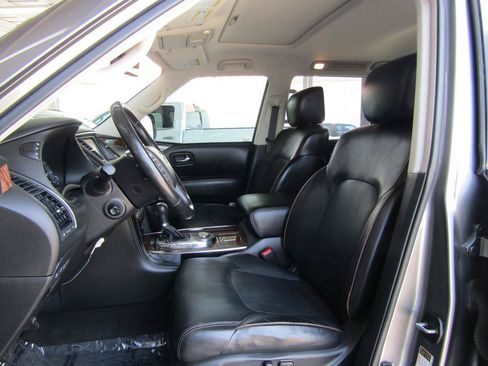 Used 2019 Nissan Armada Platinum w/ Captain's Chairs Package RWD image 9