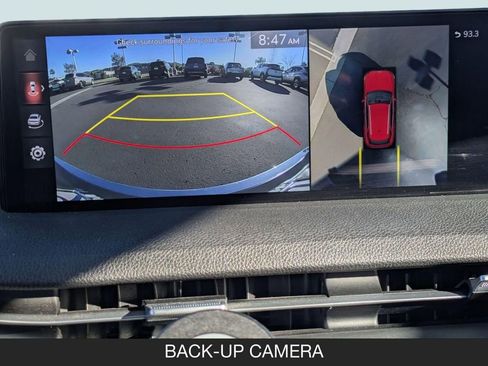 Used 2022 Genesis GV70 2.5T w/ Advanced Package image 18