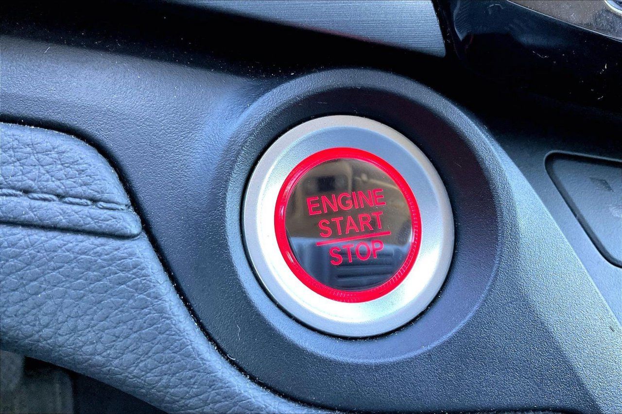Used 2025 Honda Odyssey EX-L image 28