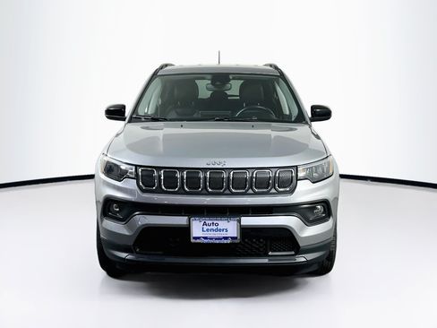 Used 2022 Jeep Compass Latitude AWD/4WD image 2