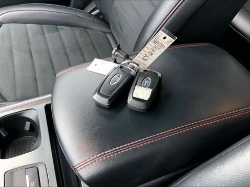 Certified 2024 Ford Edge ST-Line image 14