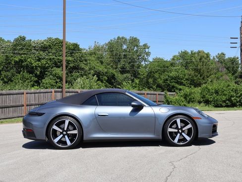 Certified 2025 Porsche 911 Carrera RWD image 11