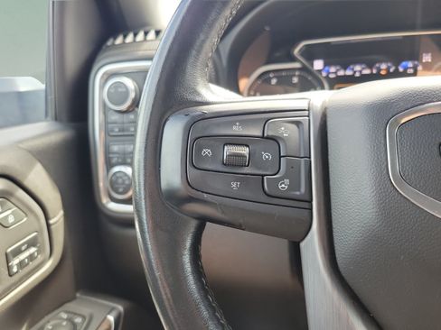 Used 2021 GMC Sierra 2500 Denali w/ Denali Ultimate Package AWD/4WD image 18