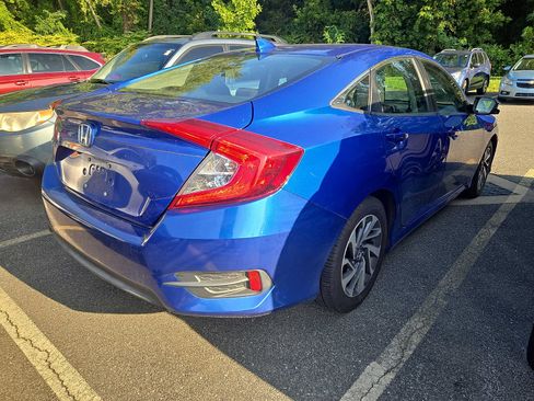 Used 2017 Honda Civic EX image 6