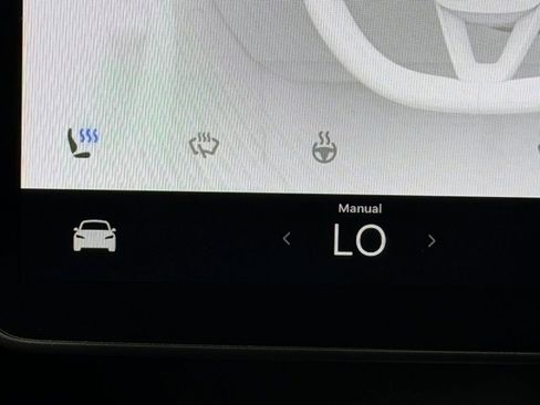 Used 2025 Tesla Model 3 Long Range image 17