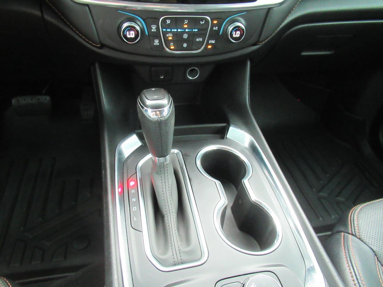 Used 2020 Chevrolet Traverse LT FWD image 29