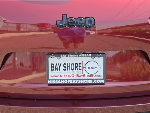 Used 2024 Jeep Grand Cherokee L Limited w/ Black Appearance Package AWD/4WD image 40