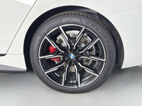 New 2026 BMW i4 eDrive40 w/ M Sport Package RWD image 33