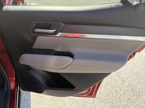 New 2026 GMC Terrain Elevation image 17