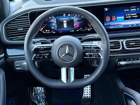 New 2025 Mercedes-Benz GLS 580 4MATIC image 16