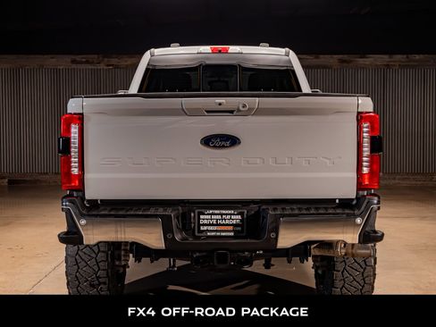 Used 2025 Ford F350 Lariat w/ Lariat Ultimate Package image 8
